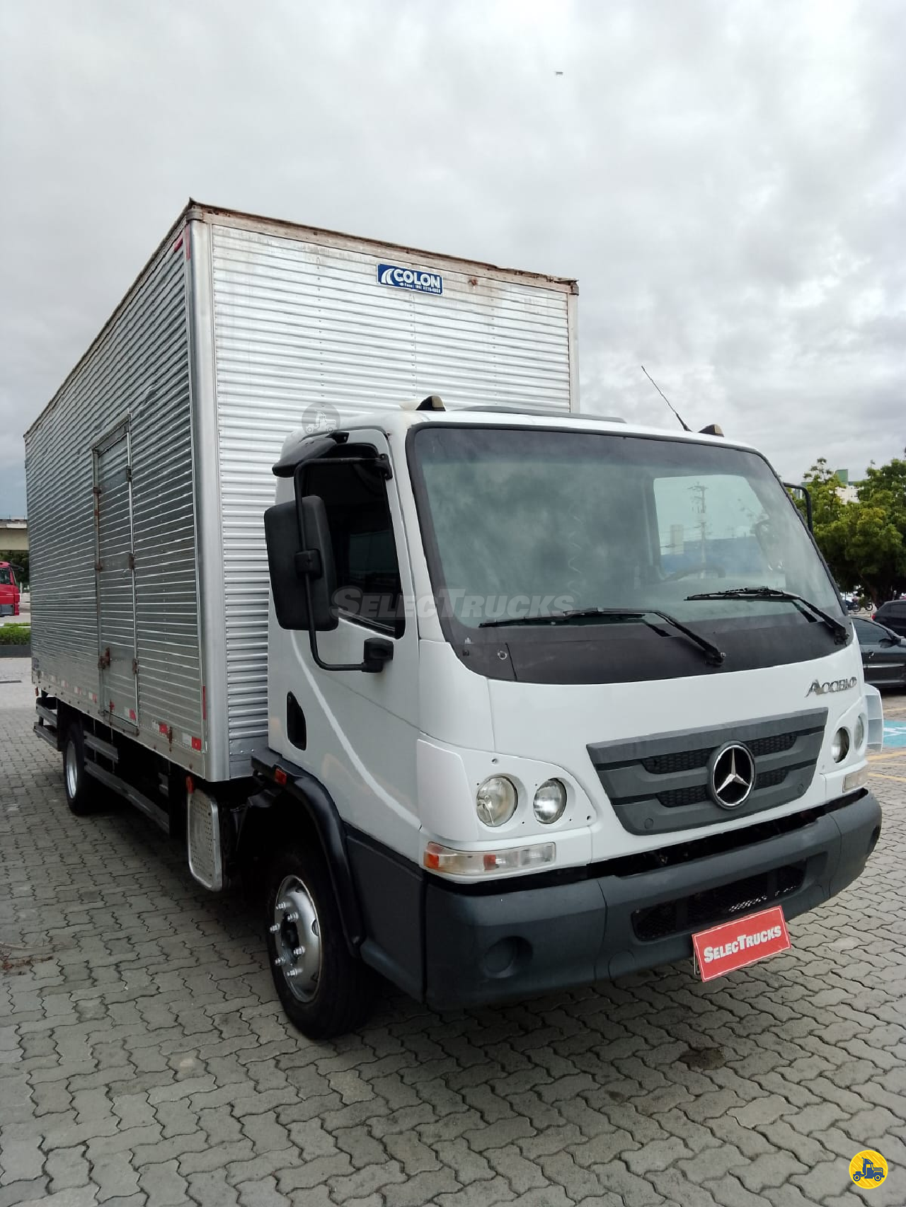CAMINHAO MERCEDES-BENZ MB 815 Baú Bebidas 3/4 4x2 SelecTrucks - Fortaleza FORTALEZA CEARÁ CE